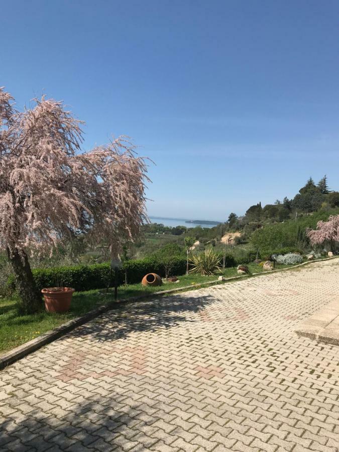 B&B Torre Del Lago Trasimeno Passignano sul Trasimeno Exteriör bild