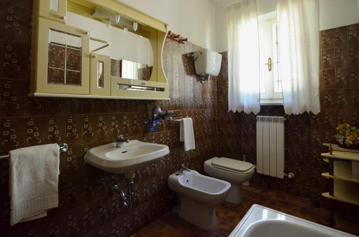 B&B Torre Del Lago Trasimeno Passignano sul Trasimeno Exteriör bild